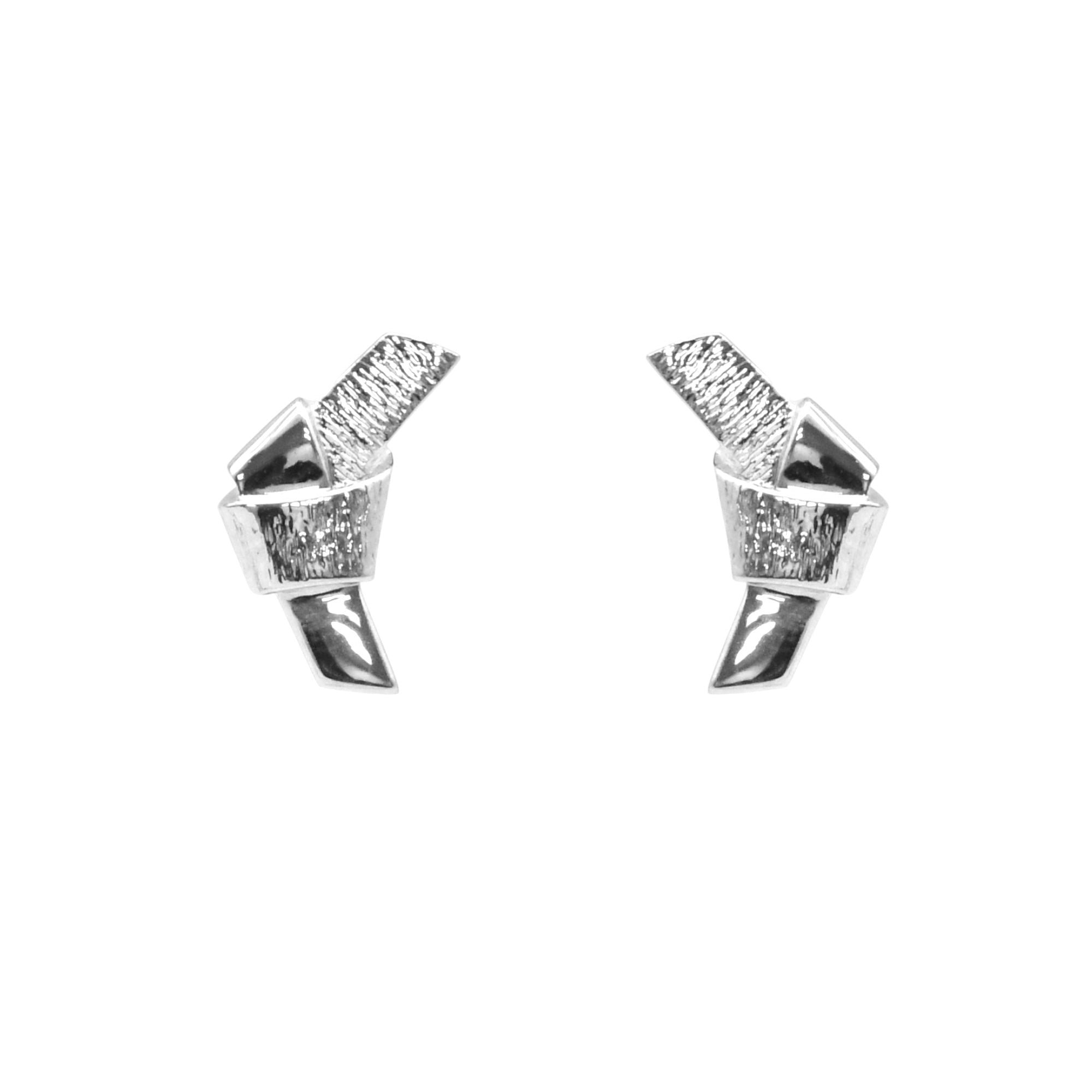 ムスビ ピアス