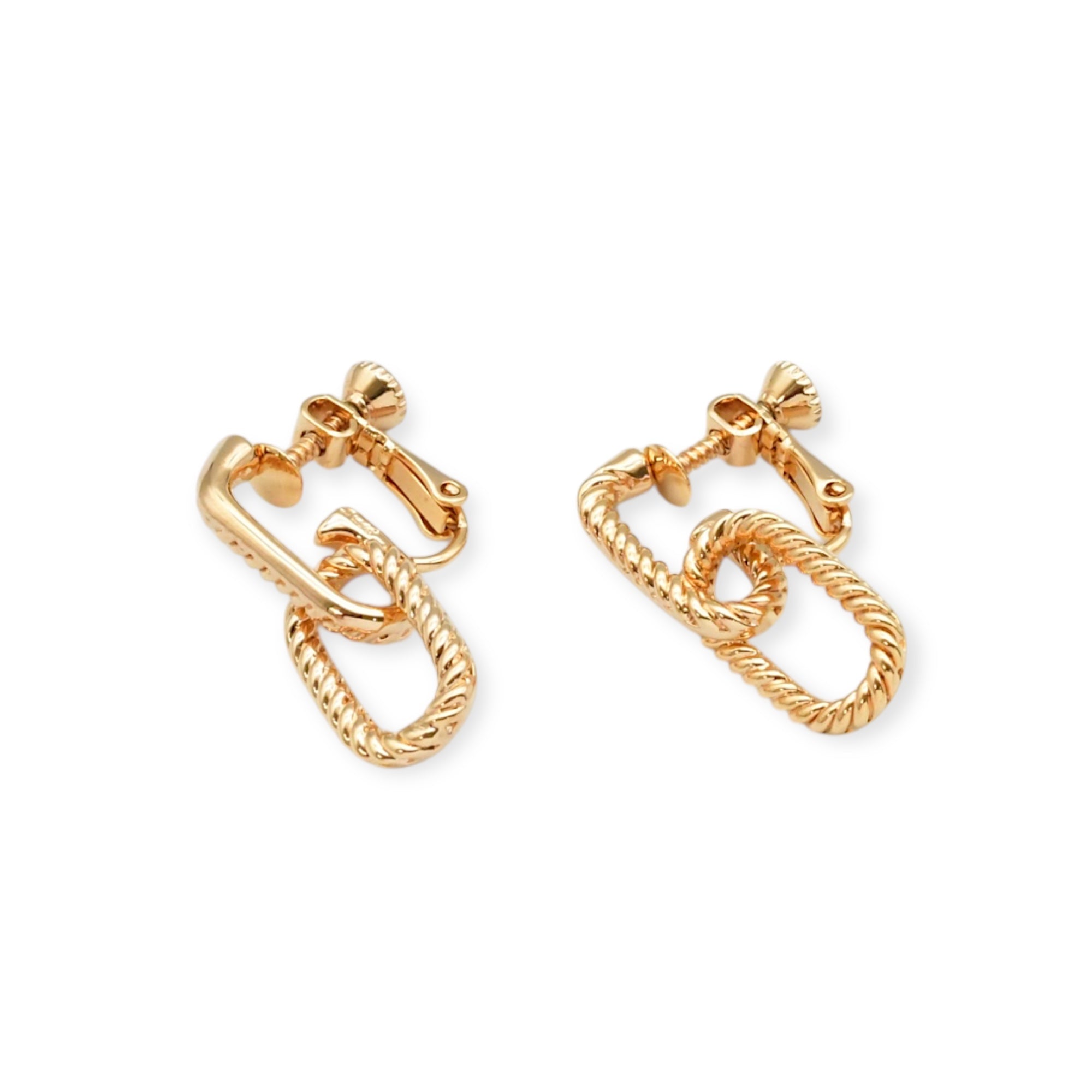 Exhibition order item: Chaine earrings