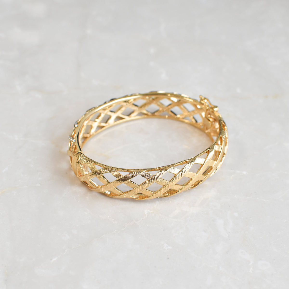 Agile bangle