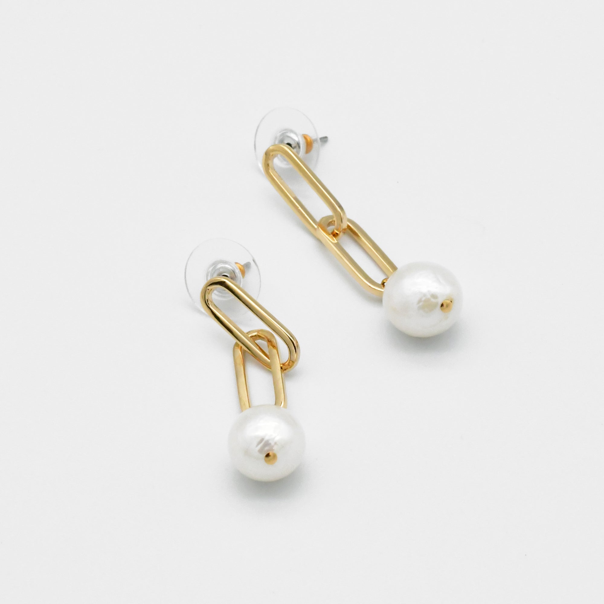 トレゾア バロックパール ピアス
